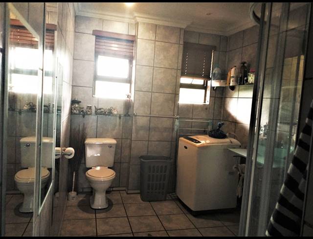 1 BEDROOM FLAT RENTED IN ILLOVO BEACH